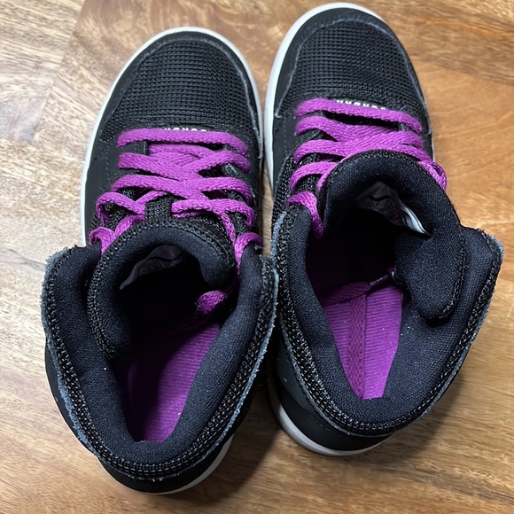 Air Jordans Flight 4’s - Picture 6 of 8